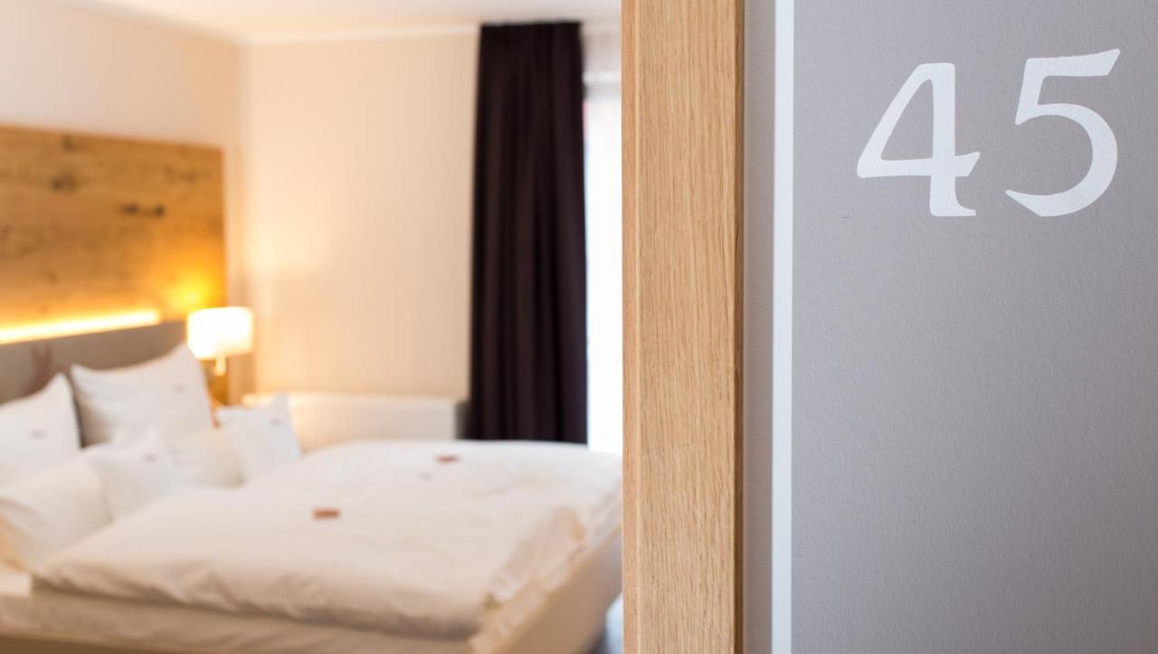 Hoger's & Restaurant Hotel 4*